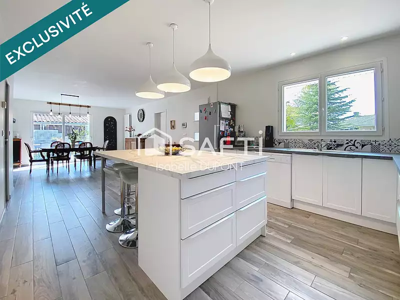 Maison, 175 m²