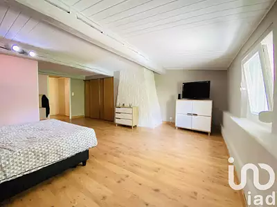 Maison, 277 m²