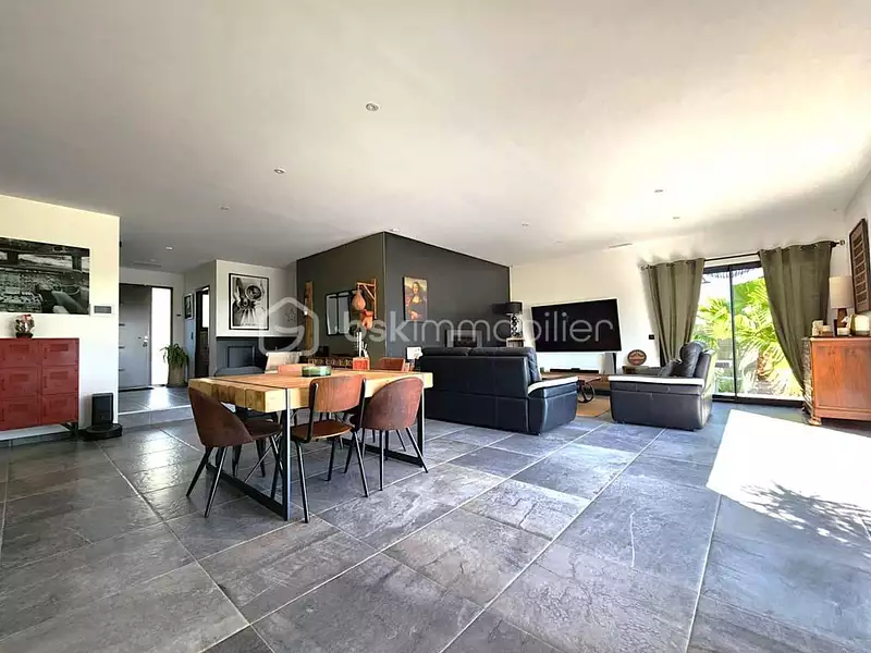 Maison, 151 m²