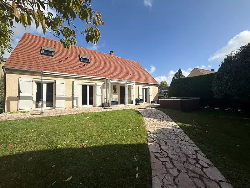 Maison, 149 m²
