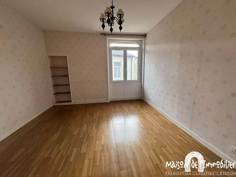 Maison, 169 m²