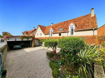 Maison, 241 m²
