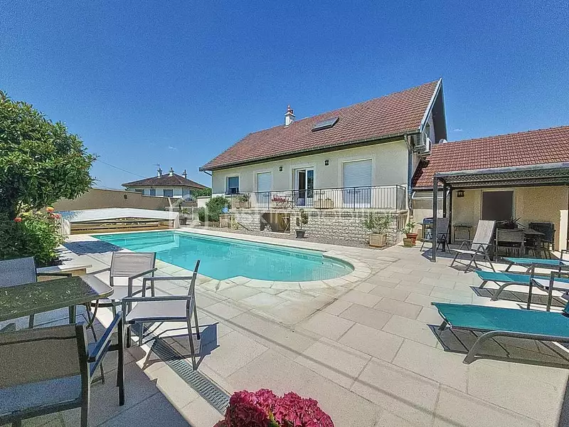 Maison, 208 m²
