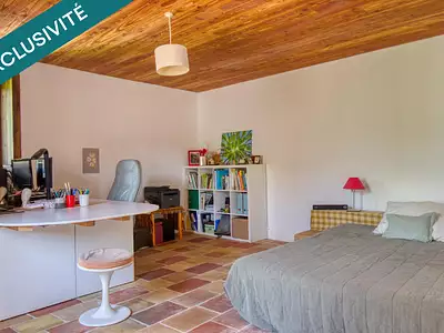 Maison, 210 m²