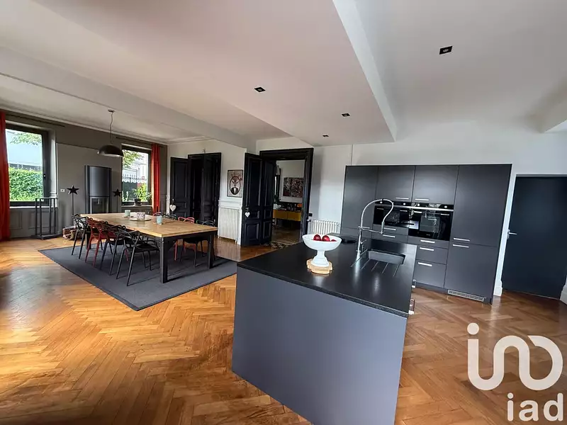 Maison, 390 m²