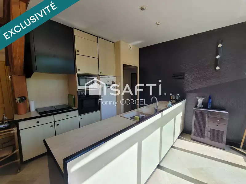 Maison, 298 m²