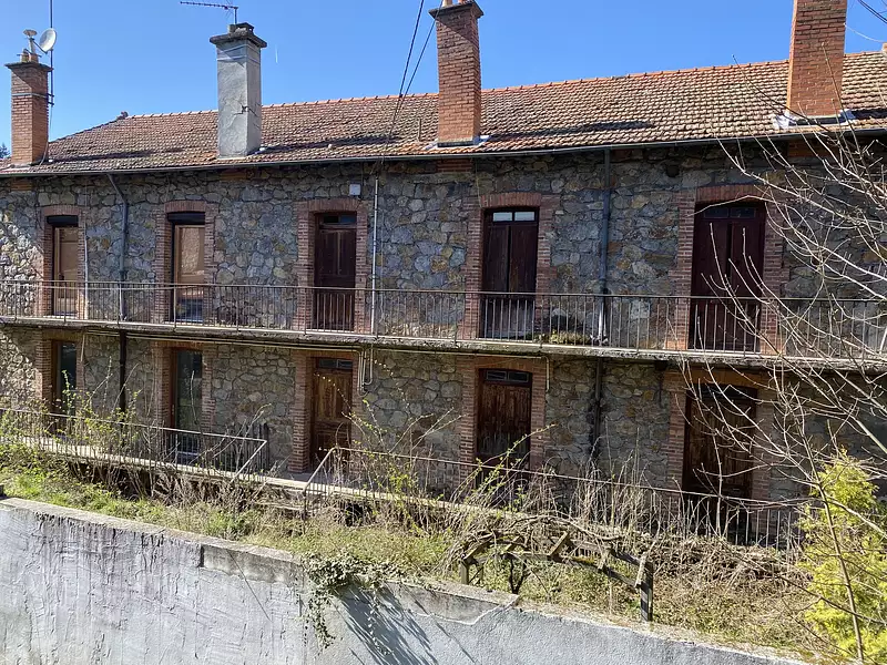 Immeuble, 300 m²