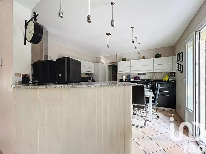 Maison, 227 m²