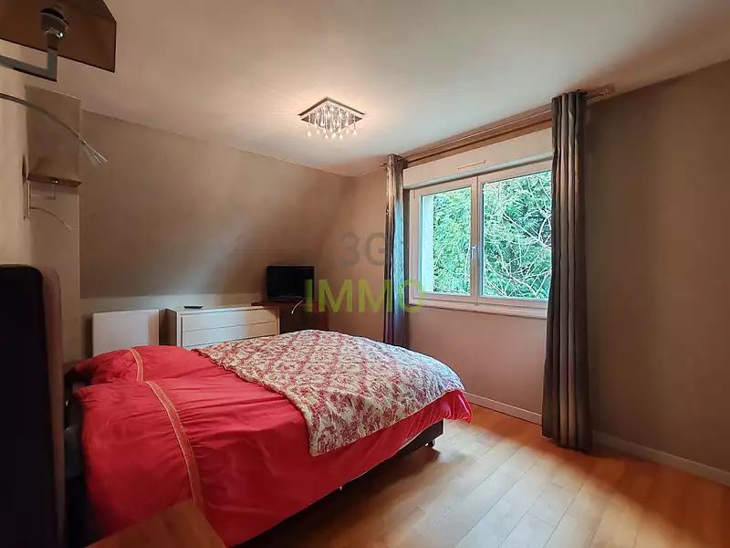 Maison, 183 m²