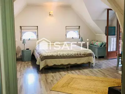 Maison, 181 m²
