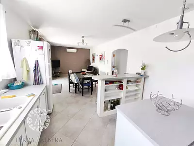 Maison, 106,76 m²