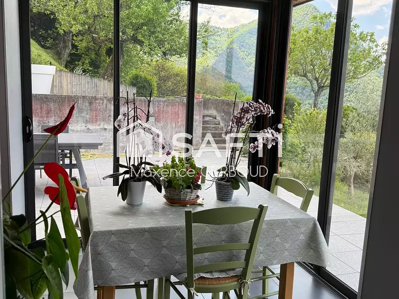 Maison, 160 m²