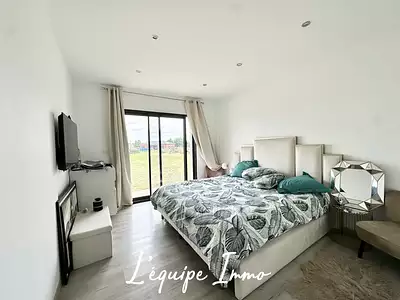 Maison, 186 m²