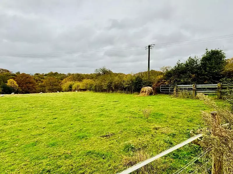 Terrain, 13 504 m²