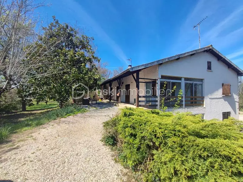 Maison, 227 m²