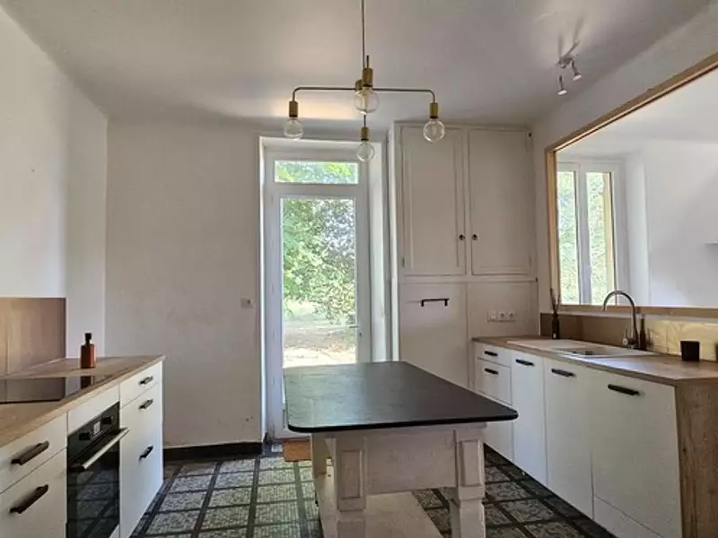 Maison, 208 m²