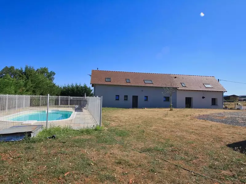 Maison, 167 m²