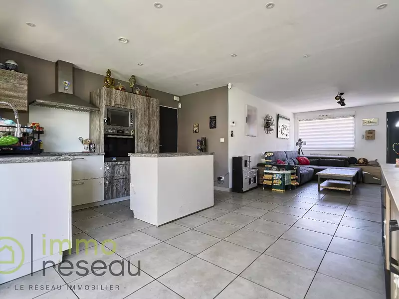 Maison, 115 m²