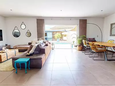 Maison, 145 m²