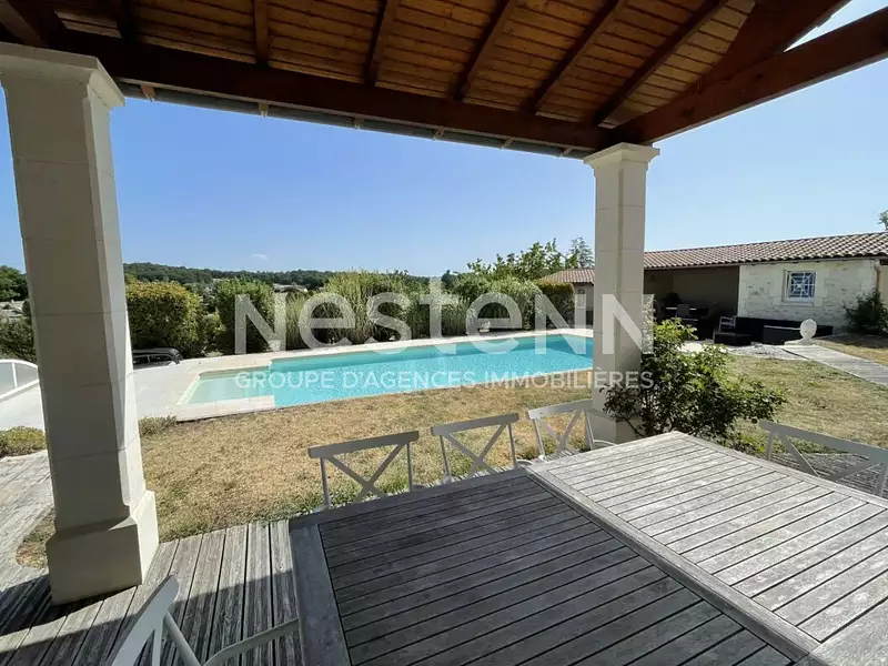 Maison, 176 m²
