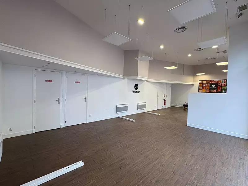 Divers, 80 m²