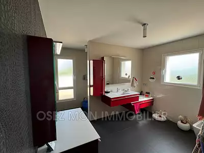 Maison, 190 m²