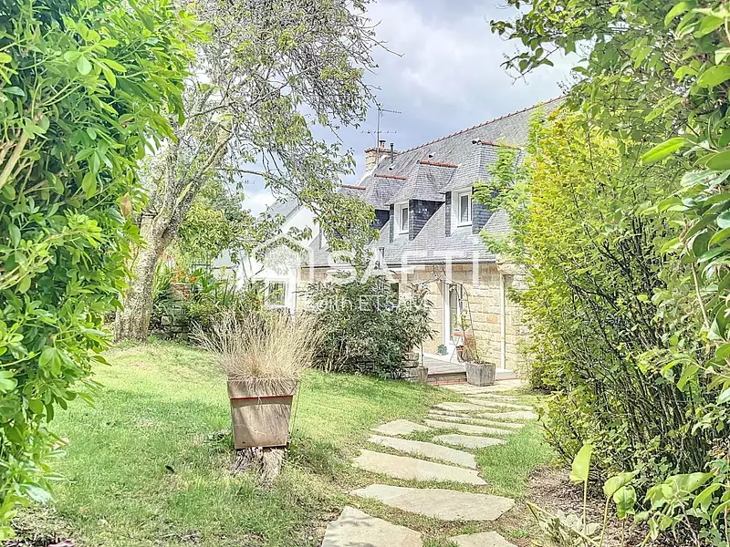 Maison, 216 m²