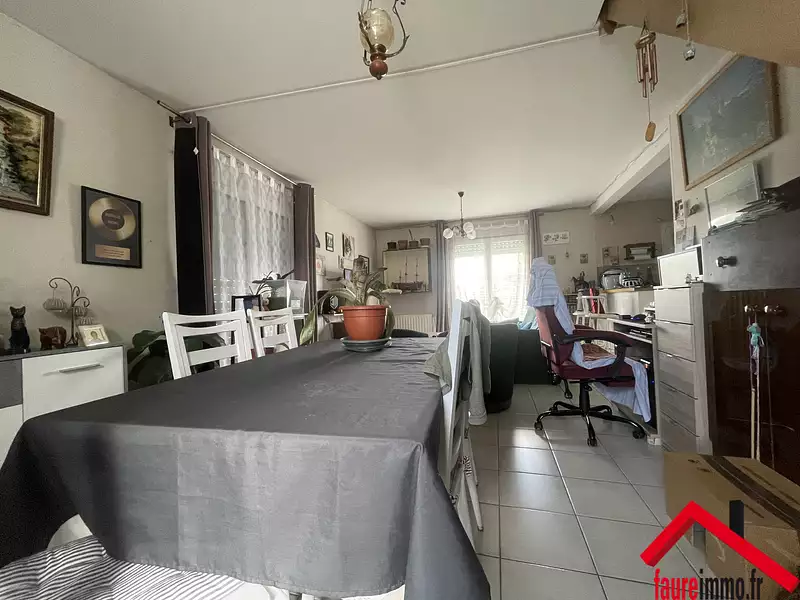 Maison, 83 m²