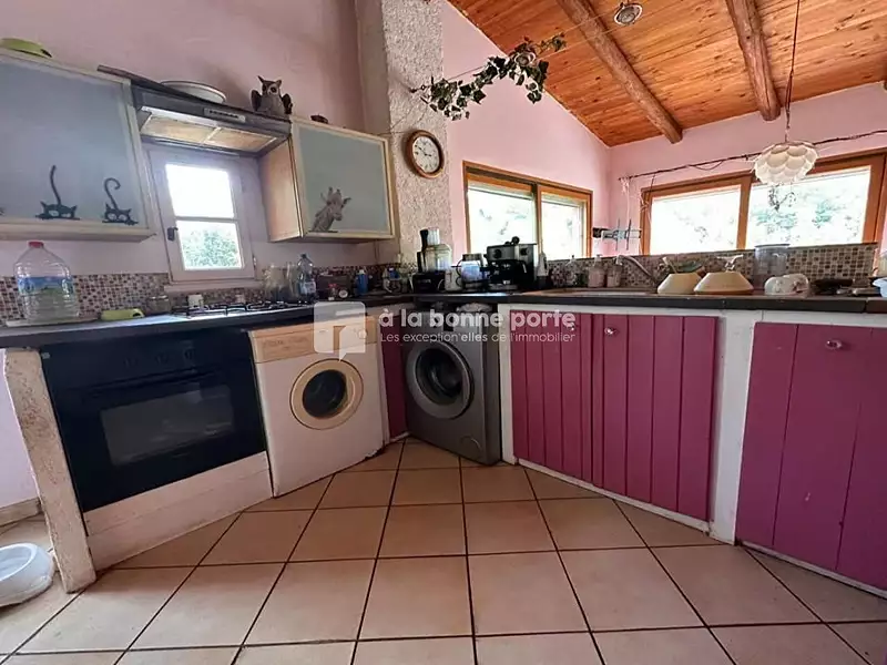 Maison, 278 m²