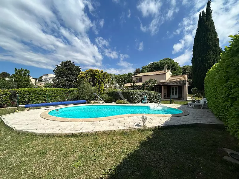 Maison, 135 m²