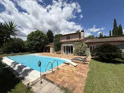 Maison, 194 m²