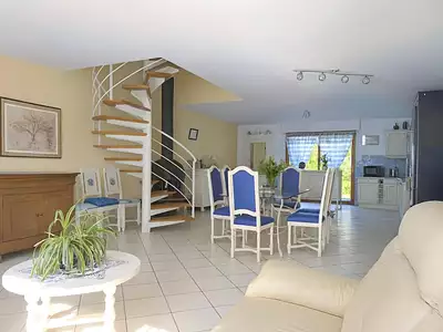 Maison, 248 m²