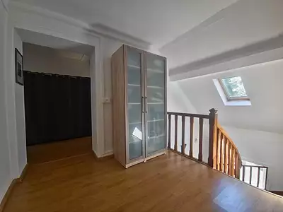 Maison, 240 m²