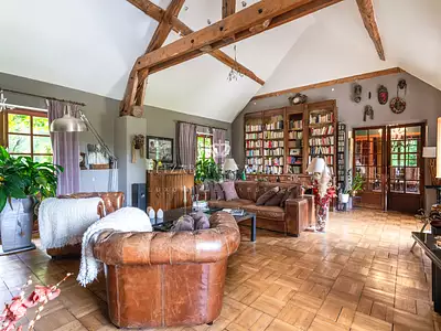 Maison, 360 m²