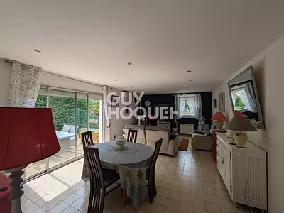 Maison, 77 m²