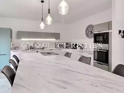Maison, 202 m²