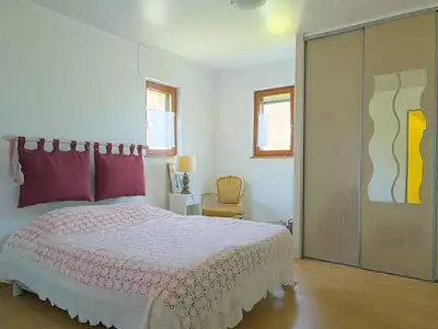 Maison, 248 m²