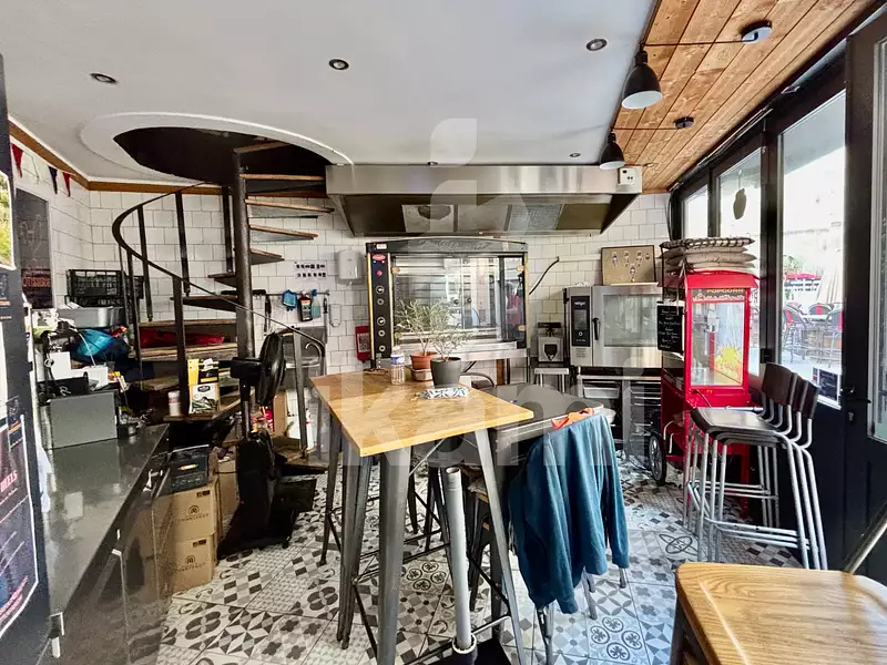 Immeuble, 55 m²