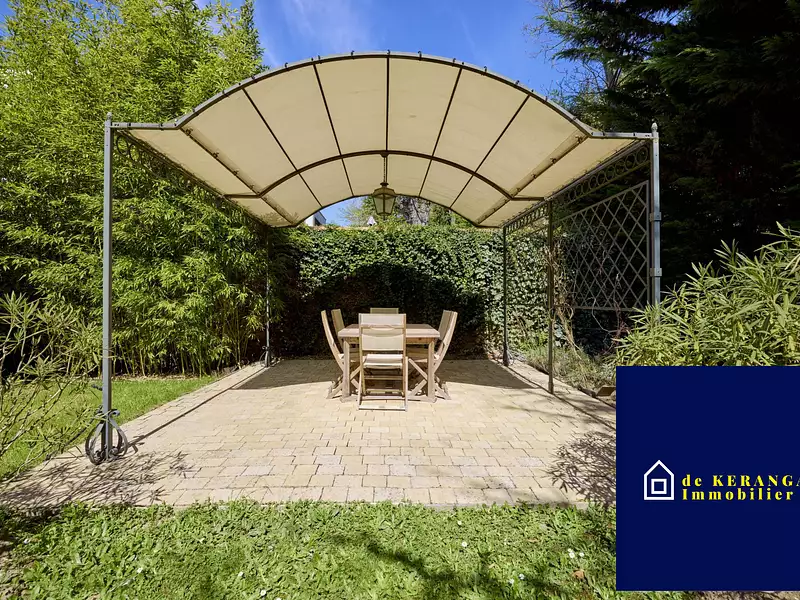 Maison, 262 m²