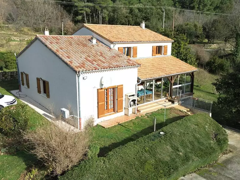 Maison, 170 m²