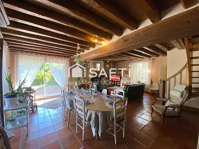 Maison, 223 m²