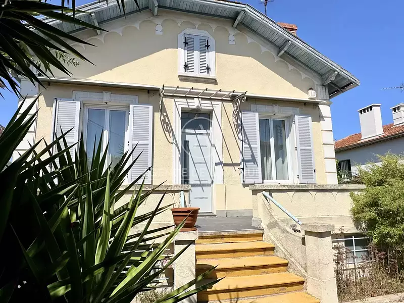 Maison, 128 m²