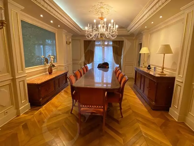 Appartement, 350 m²