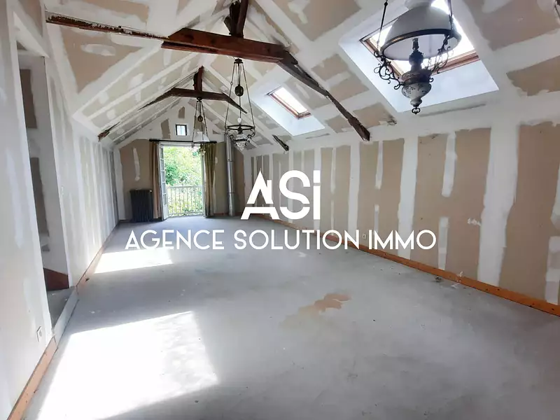 Maison, 240 m²