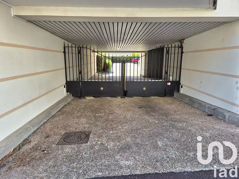 Parking, 12 m²