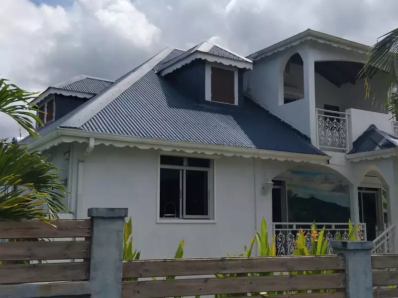 Maison, 225 m²