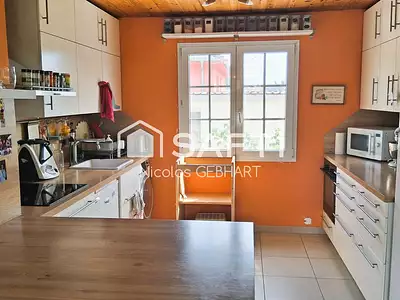 Maison, 99 m²