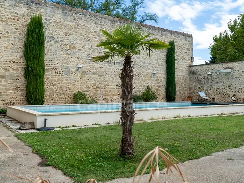 Maison, 560 m²