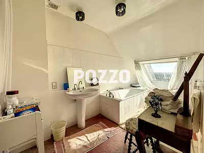 Maison, 232 m²