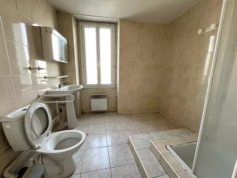 Immeuble, 211,42 m²